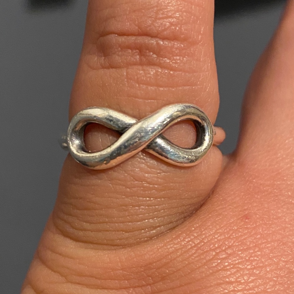James Avery Infinity Ring